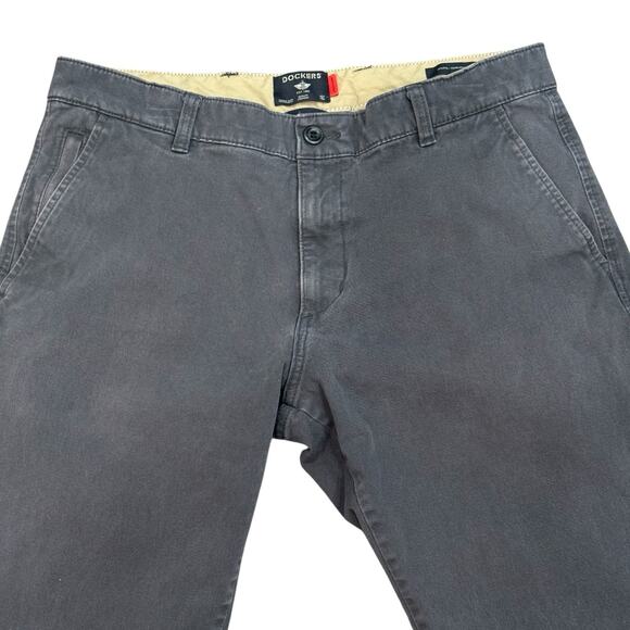 Dockers Ultimate Chinos Athletic Fit Steelhead Gray 32×34 Stretch Pants - Picture 2 of 8